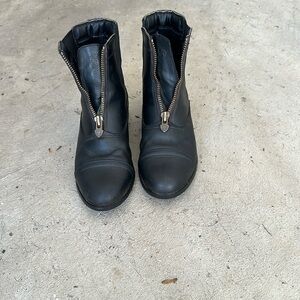 Ariat Paddock Boots - Woman’s size 6B